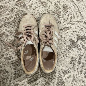 adidas Women's Beige and White Sneakers